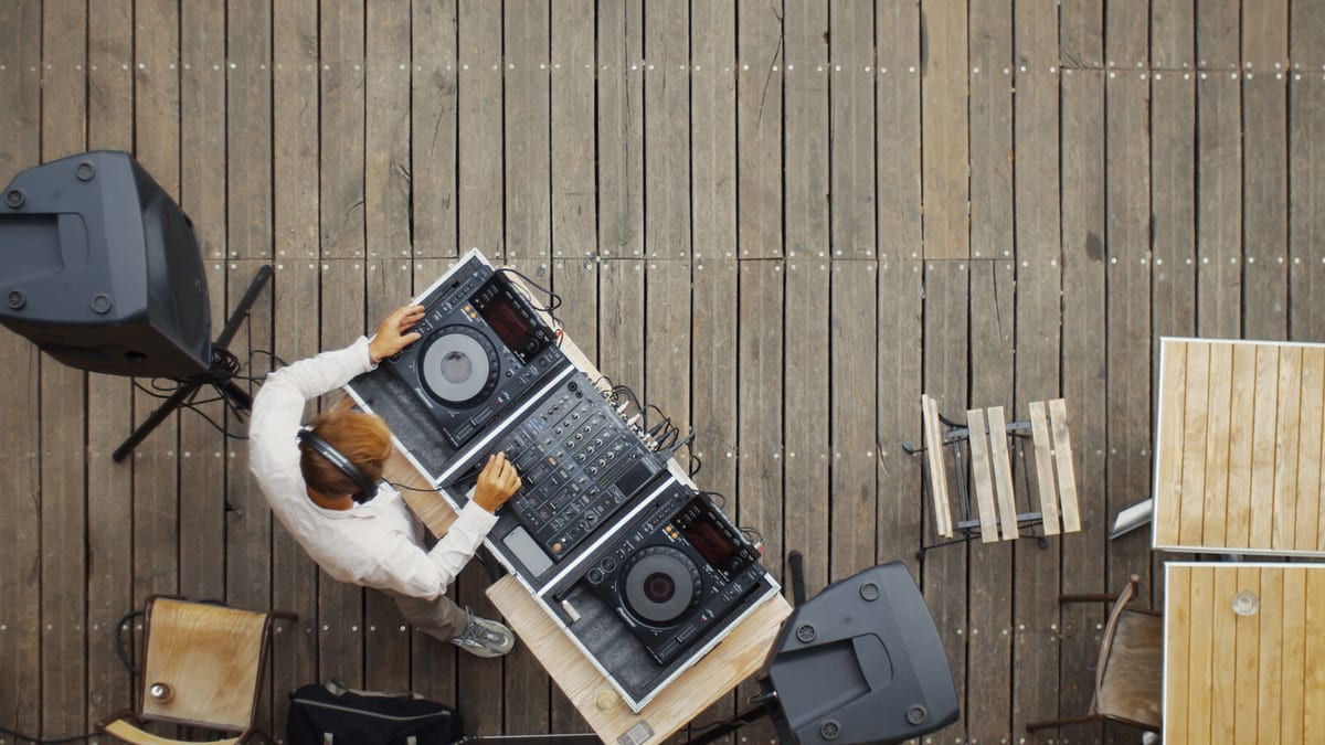 Sound System hire — dj view from above | Panda Party Hire Hire sound system — dj view from above for parties and events in Johannesburg, Sandton and Randburg
